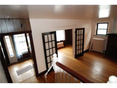 Interior Space/Layout. Entry to the left and sun r