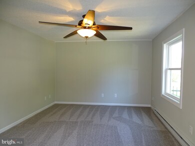 3590 Gregway Dr, Chambersburg, PA 17202 - photo 3