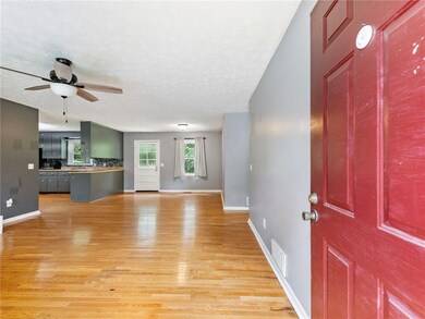 170 Rocky Dr, Athens, GA 30607 - photo 2