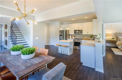 Open kitchen dining