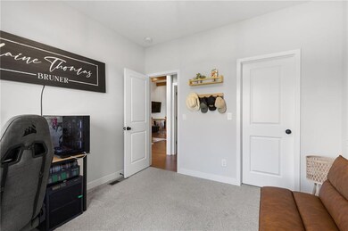 18922 Weaver St, Spring Hill, KS 66083 - photo 5