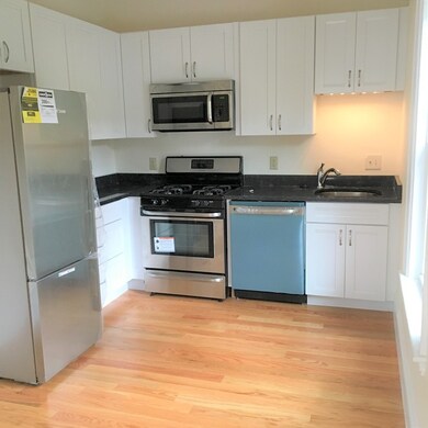 11 Wendell St unit 3, Cambridge, MA 02138 - photo 3