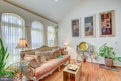 239 Teapot Ct, Reisterstown, MD 21136 - photo 2