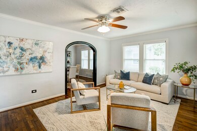 206 E 24th St, Houston, TX 77008 - photo 3