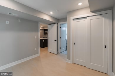 6604 Ridge Ave unit 210, Philadelphia, PA 19128 - photo 5