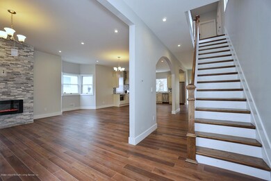 575 Delafield Ave, Staten Island, NY 10310 - photo 7