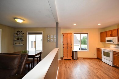 640 Jefferson Dr, Zumbrota, MN 55992 - photo 6