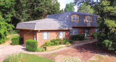 527 Oak Crest Ln (3)