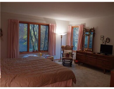 51751 Clubhouse Ct, South Bend, IN 46628 - photo 7