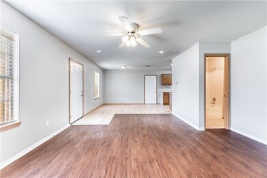 304 E Thurman St unit 1, Prairie Grove, AR 72753 - photo 7