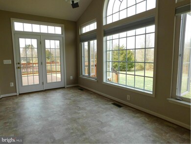 10947 Southcoate Village Dr, Bealeton, VA 22712 - photo 5