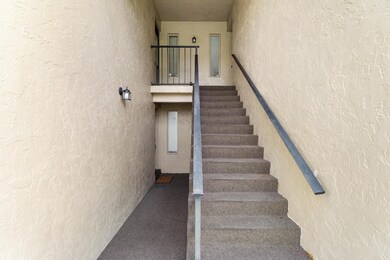 524 Shady Pine Way unit B2, Greenacres, FL 33415 - photo 2