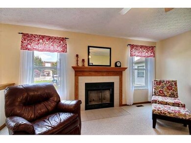 320 Nutmeg Ct, Circleville, OH 43113 - photo 4