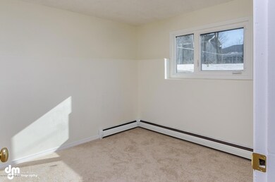 8327 Loganberry St Anchorage-large-005-B