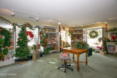 35 Dowd Cir-18