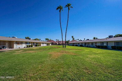 13650 N Silverbell Dr, Sun City, AZ 85351 - photo 2