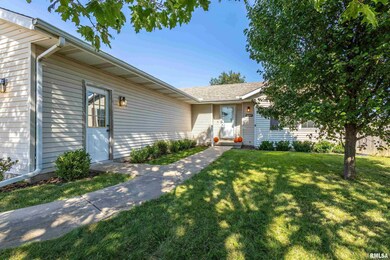 3824 W 46th St, Davenport, IA 52806 - photo 3