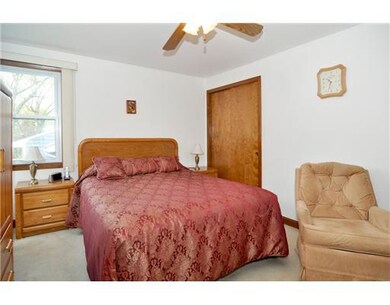 204 Mountain Laurel Dr, Cranston, RI 02920 - photo 7