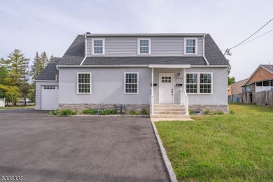 2429 Vauxhall Rd, Union, NJ 07083 - photo 2