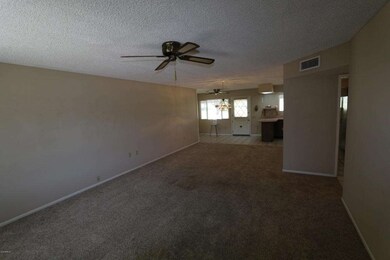 11831 N 97th Ave 044