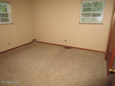 2021 Jackson Rd, Rutledge, TN 37861 - photo 6