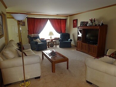 1916 Cherrywood Ct unit 1916, Joliet, IL 60435 - photo 4