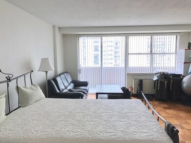 Hawthorne Place Condominium unit 15G, Boston, MA 02114 - photo 2