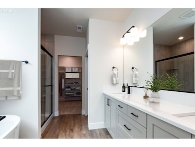 000 E Primavera St, Newberg, OR 97132 - photo 6