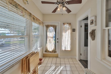 10 Plaza St E, Bradenton, FL 34208 - photo 5
