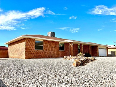 323 Sunrise Ave, Alamogordo, NM 88310 - photo 2