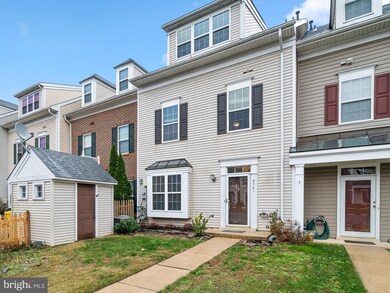 8741 Bright Meadow Ct, Odenton, MD 21113 - photo 2