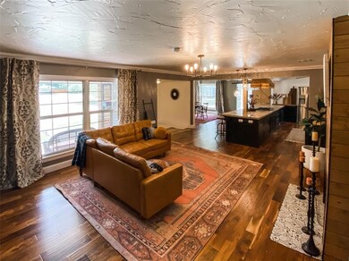 1803 E California St, Gainesville, TX 76240 - photo 2