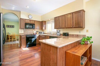 29 E Dawn Dr, Tempe, AZ 85284 - photo 5