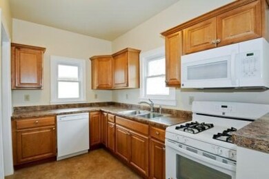 8835 Parrish Ave, Highland, IN 46322 - photo 4