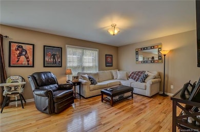 7 Forest Lake Dr, Asheville, NC 28803 - photo 5