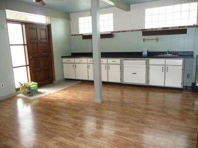 Bonus room w/private entry for guests