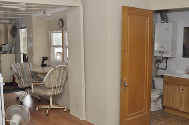 4B Luana Dr unit Freedom Cir, Show Low, AZ 85901 - photo 5