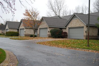 2492 Highridge Hills Ln SE unit 82, Grand Rapids, MI 49546 - photo 4