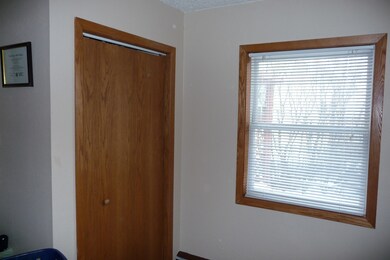 1520 13th Ave S, Grand Forks, ND 58201 - photo 7