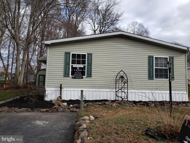 711 Cardinal Dr, Paulsboro, NJ 08066 - photo 4