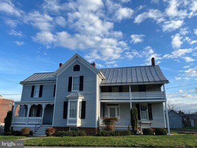 210 Washington St, Moorefield, WV 26836 - photo 7