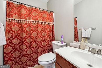 full bathroom on the main level