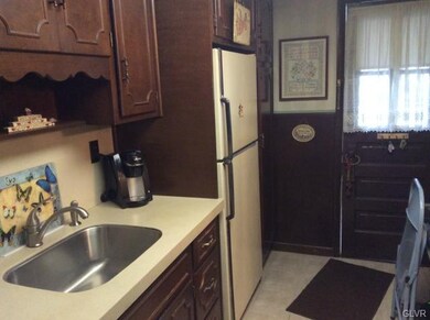 442 E Union Blvd, Bethlehem, PA 18018 - photo 5