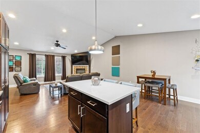 3733 Indianapolis Ave, Des Moines, IA 50317 - photo 4