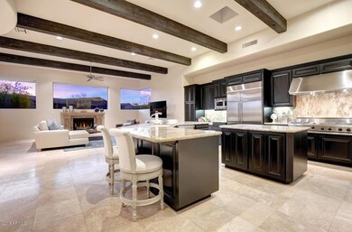 06.Kitchen_Family_Room