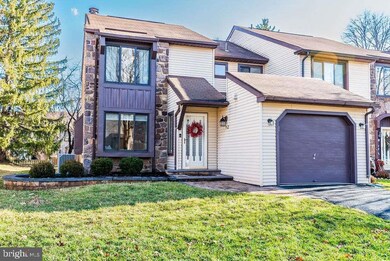 135 Windham Ct, Newtown, PA 18940 - photo 2