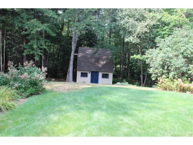 33 Strawberry Hill Rd, Bedford, NH 03110 - photo 4
