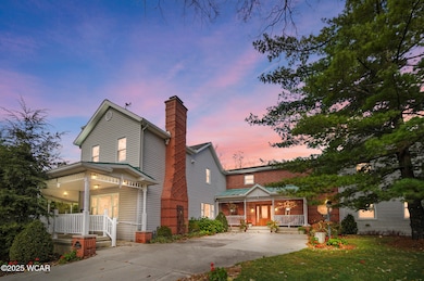 1100 W Auglaize St, Wapakoneta, OH 45895 - photo 2