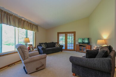 266 Fairway Court-4