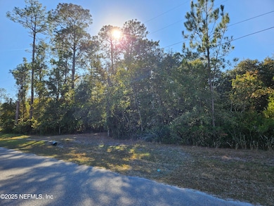 306 Lakeshore Dr, Starke, FL 32091 - photo 2